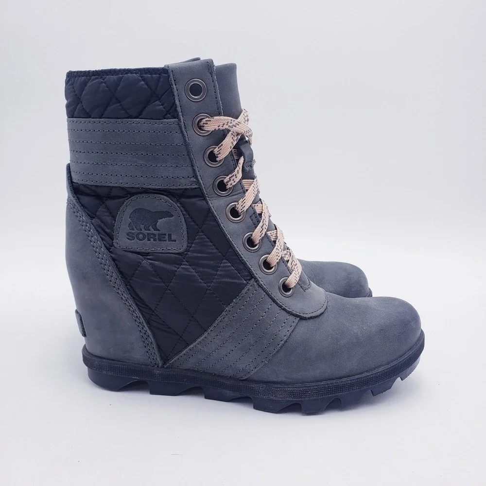 Sorel Joan Of Arctic Wedge II Quilted Boots Lug Sole Green Womens Size 7.5